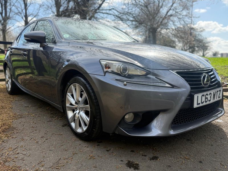 2014 IS 2.5 250 V6 LUXURY SALOON 4DR PETROL AUTO EURO 5 208 PS... photo